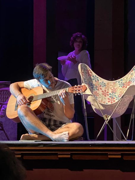 La vida empieza hoy. Teatro